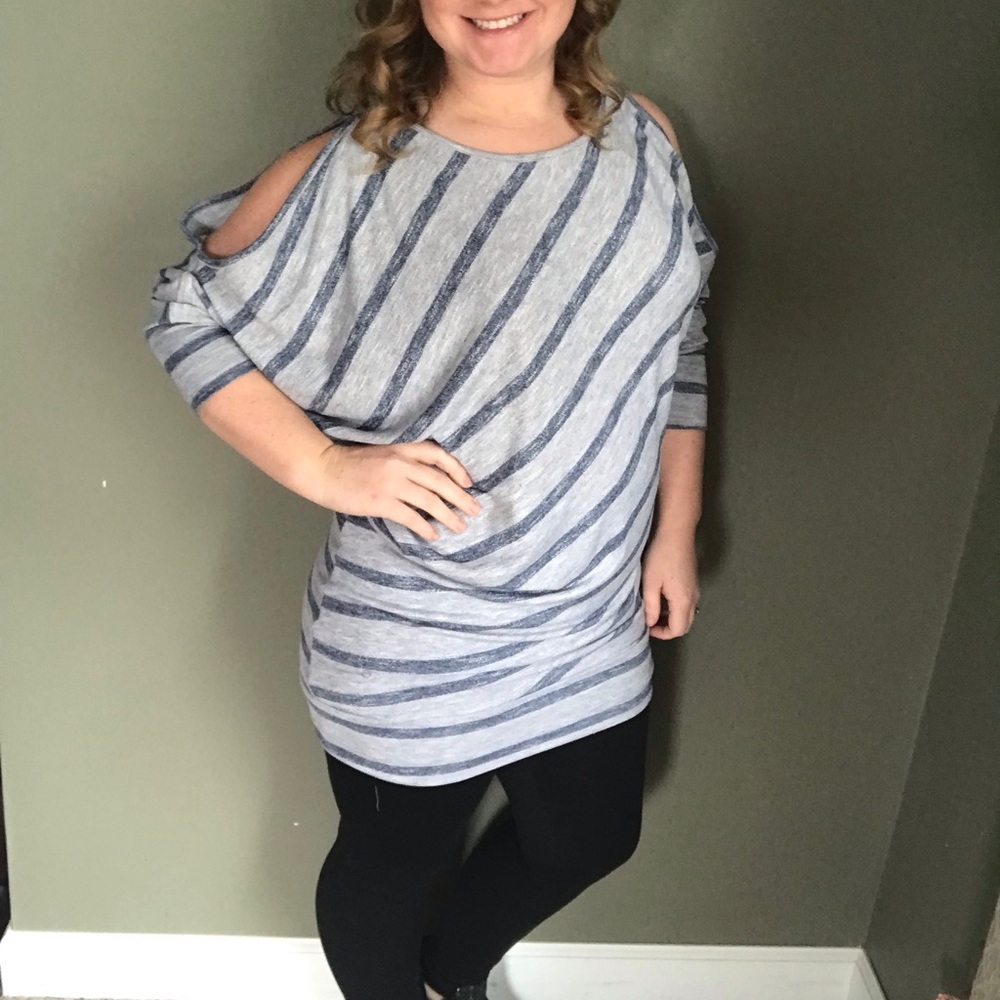 Cold Shoulder Dolman